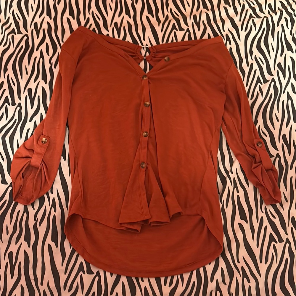 Long sleeve, open back